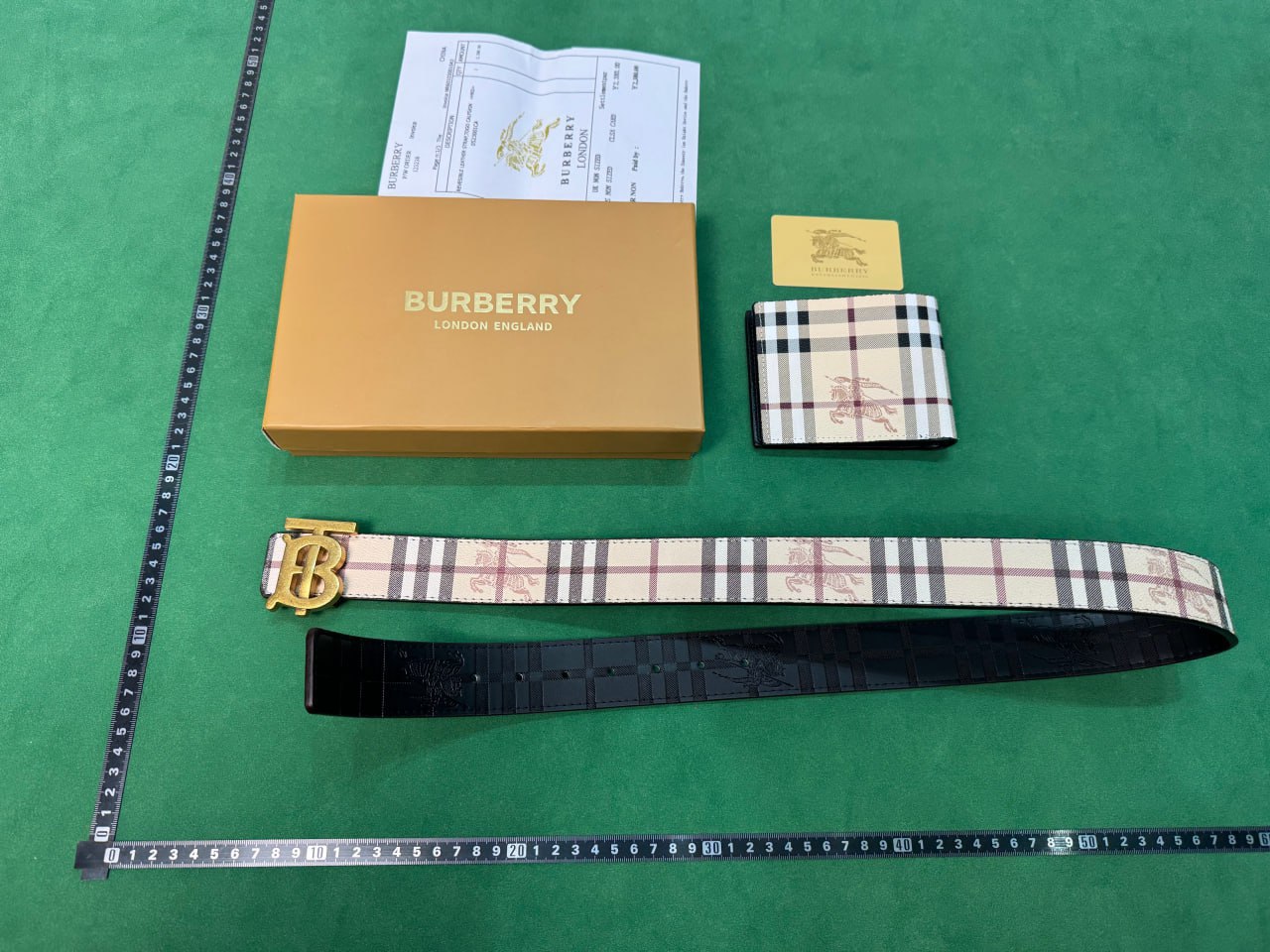 Burberry — Check-pattern belt — QC 1