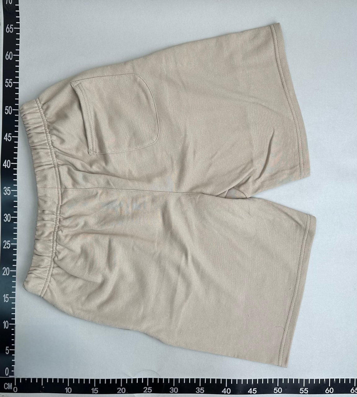 Essentials — Shorts — QC 3