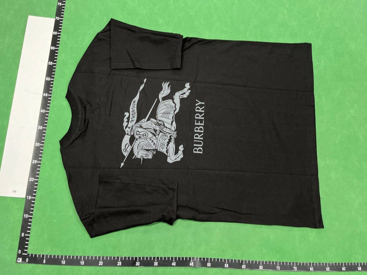 Burberry / Moschino / AMI — T-shirt — QC 3