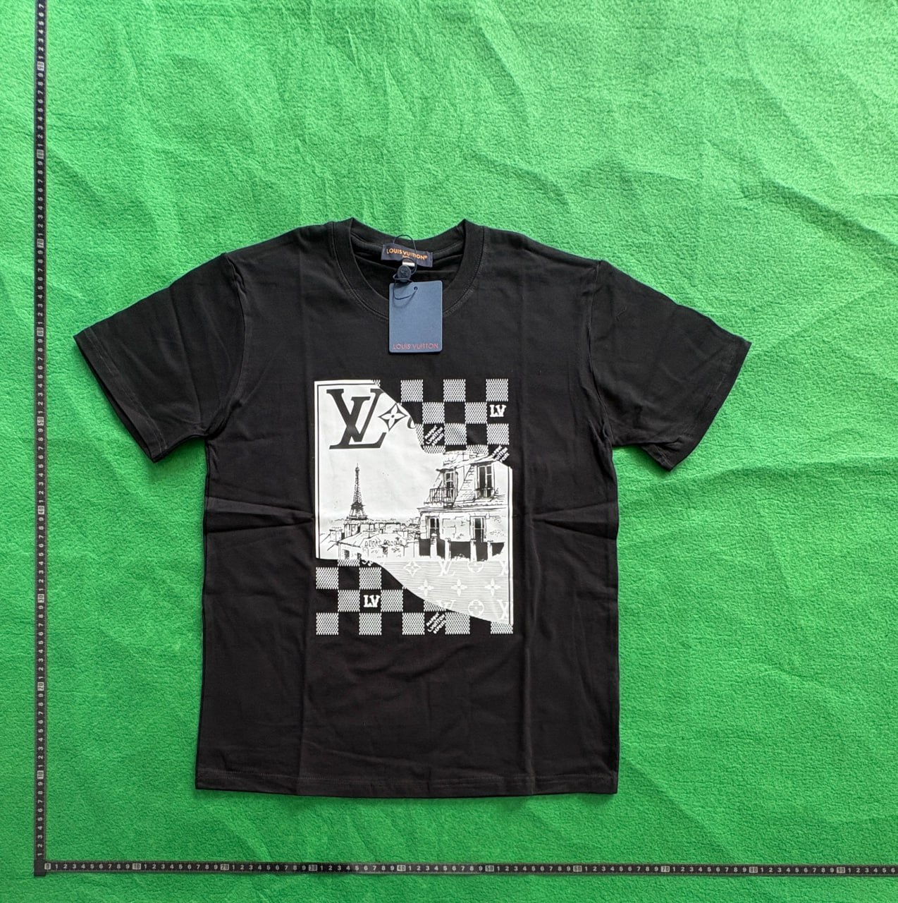 Louis Vuitton — T-shirt — QC 2
