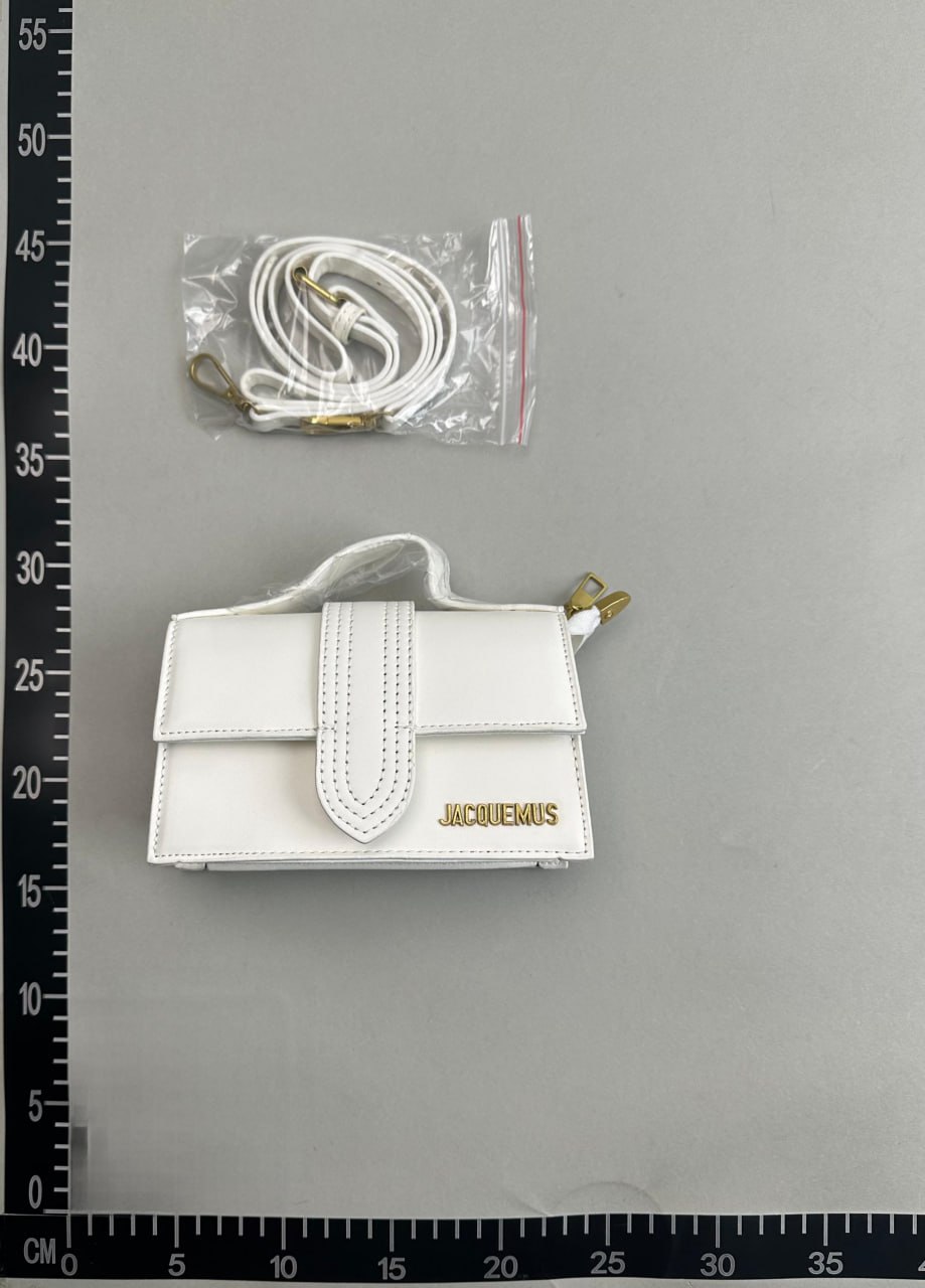 Jacquemus — Bag — QC 1