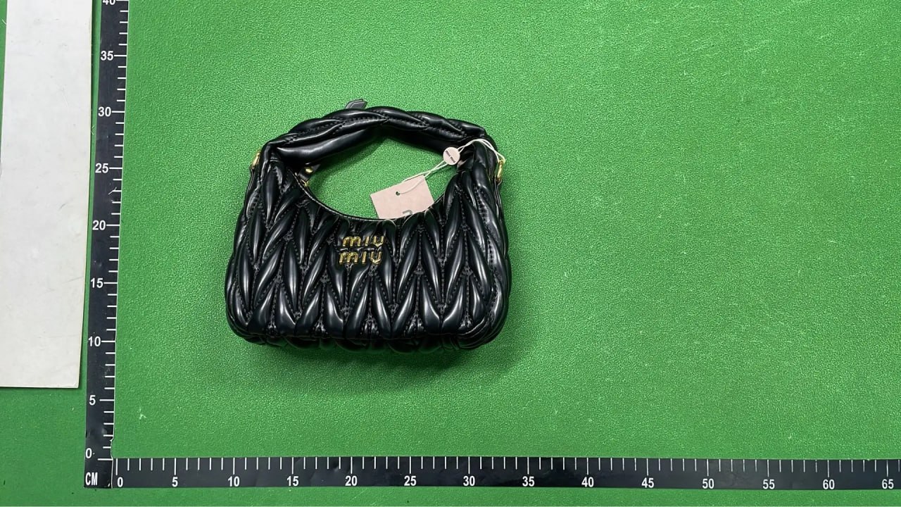 Miu Miu — Quilted hobo bag — QC 2